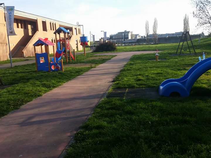 ComuneGorle's tweet photo. Ecco i nuovi giochi che sono stati installati a #Gorle nel parco del Palazzetto del centro sportivo https://t.co/LjIYKhd5it