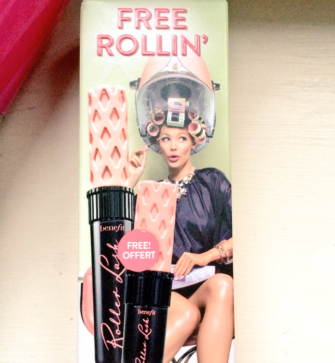 adelemitchell's tweet photo. I 100% expect this mascara to make me go faster on my mtbike. #freerollin https://t.co/OkWZV5sPOY