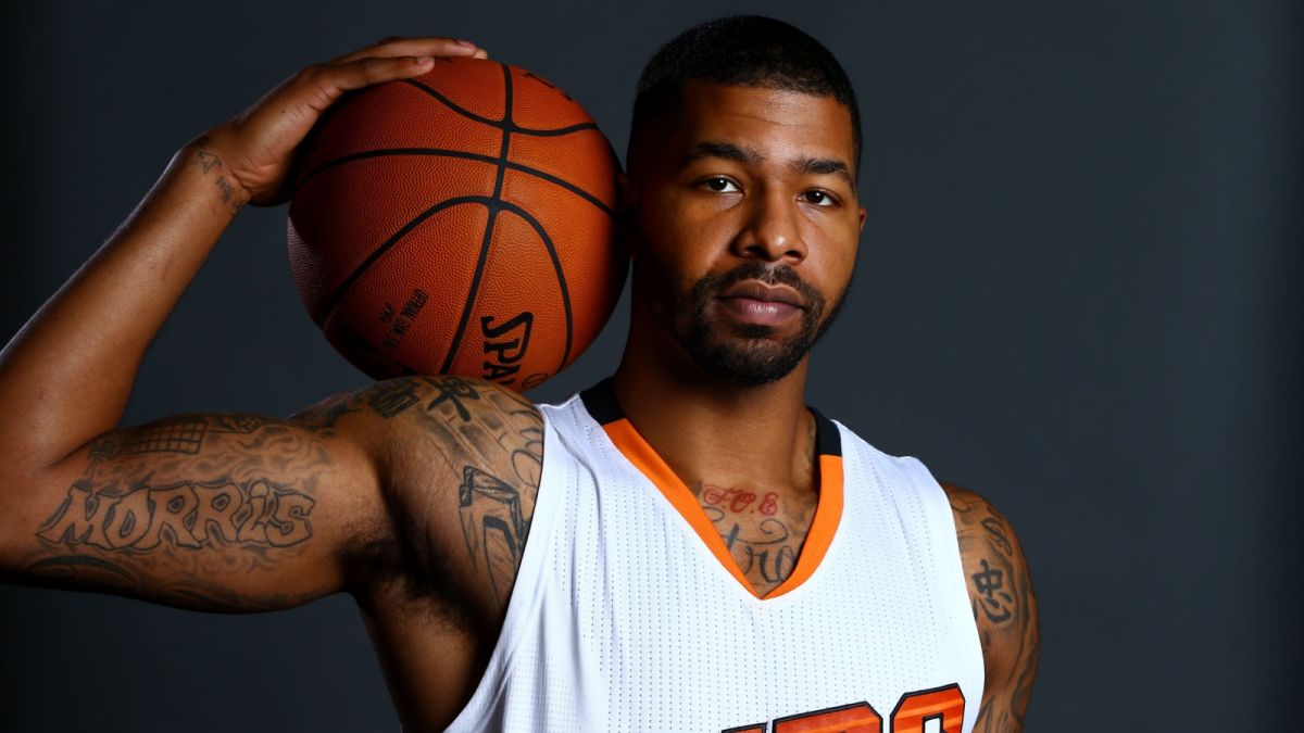 NBAQuiz2016's tweet image. Who did Markieff Morris train with in the off-season prior to the start of the 2015-16 #NBA season? #1NBA QUIZ App