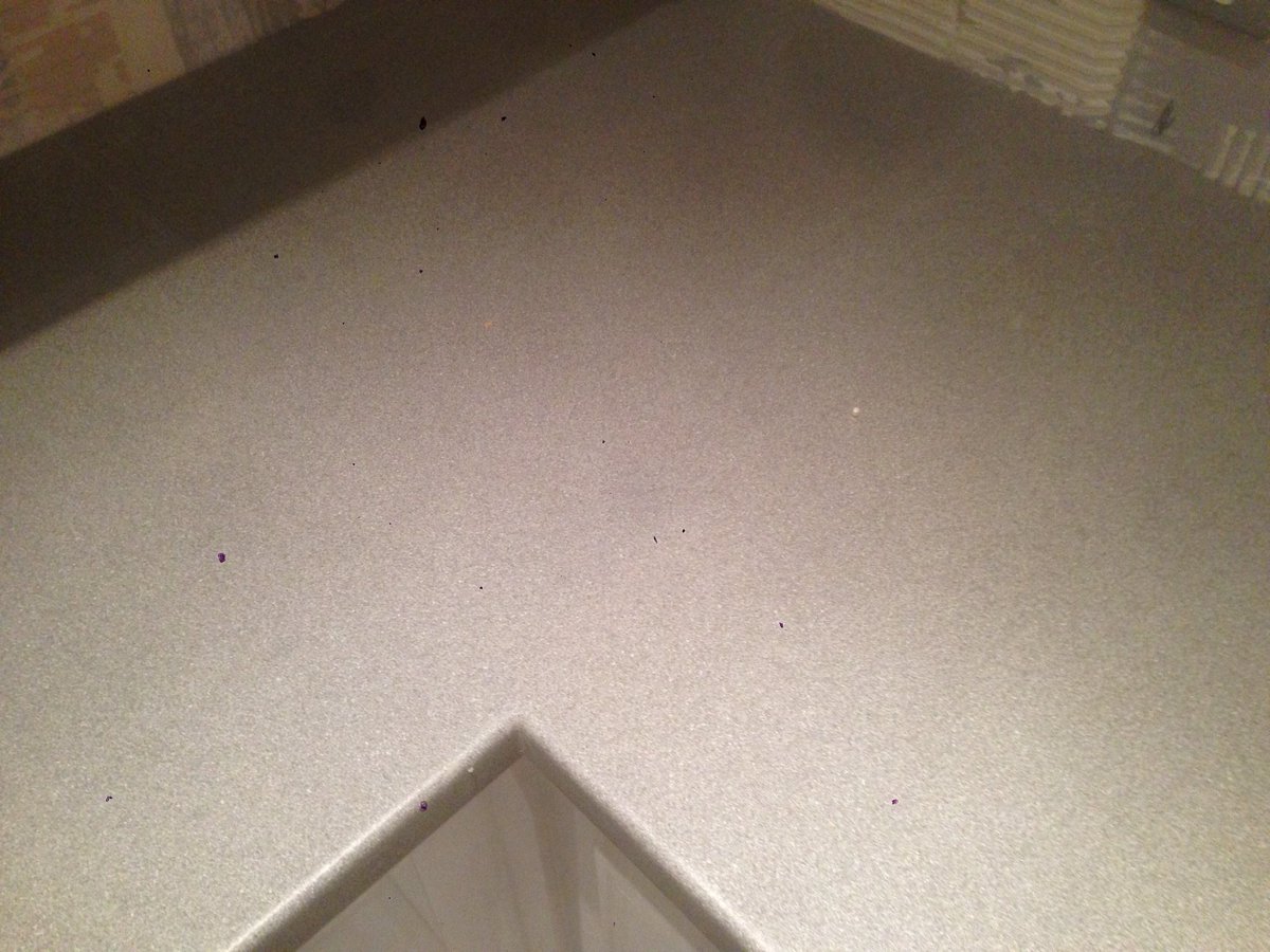 Kitchen fitted nice tight joints in worktop #trendtools