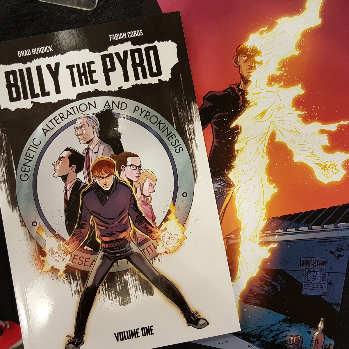 brad_burdick's tweet photo. Stop by table AA5N @SVComicCon, pick up a copy of #BillythePyro Vol. 1 & get a free print! Limited supplies. #SVCC https://t.co/sdYMSZk7Wm
