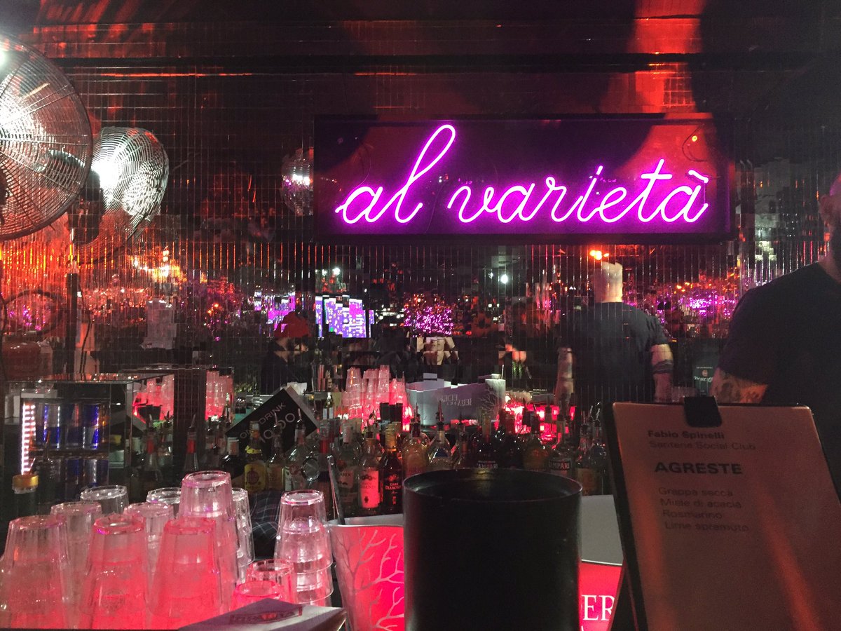 Zero_Mangiare's tweet photo. Siete pronti? Ora si parla di una sfida: bere bene di notte è possibile? E a seguire maratona di barman #zdf4 https://t.co/JGPk9xDTWH