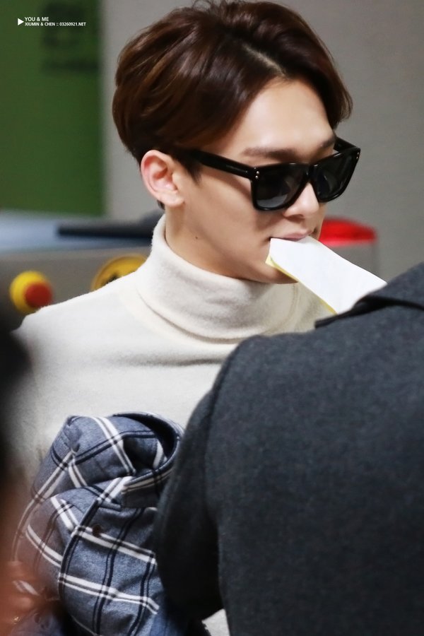 JongdaeStyle's tweet photo. #Chen #종대 #김종대 #첸 #Jongdae #陈 #金鐘大 #จงแด #เฉิน #チェン #엑소 #EXO https://t.co/ec4RH3VwaJ