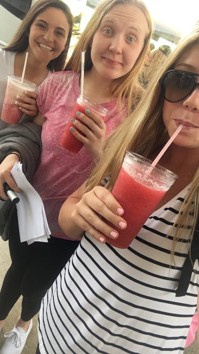 sammmdohhh's tweet image. CANCUNNNN LITTT🤘🏼😝🍹☀️ #SpringBreakk #Lit