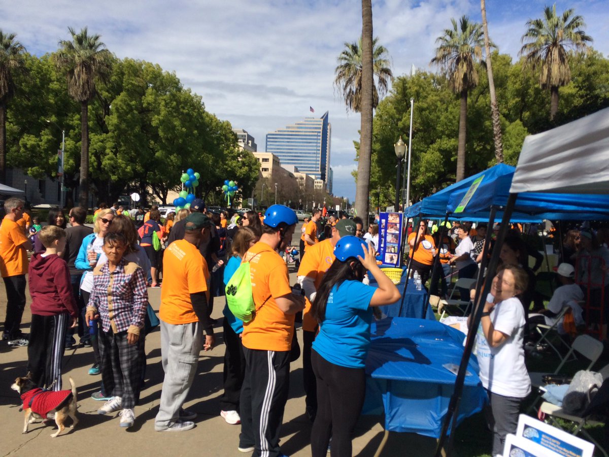 DavidRayAlbers's tweet photo. A great day celebrating with #braininjury #survivors at the Sacramento Walk for Brain Injury https://t.co/vT4nwNbcAG