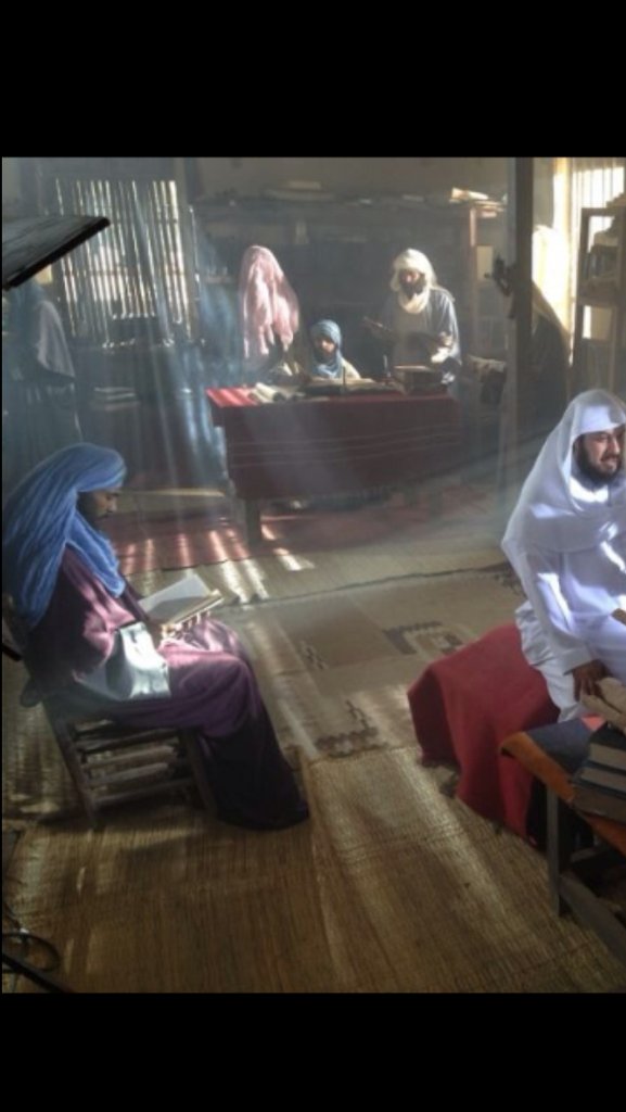 MohamadAlarefe's tweet photo. قال عمرُ صِهرُ #سيدي_رسول_الله:
لاتغرّكم صلاة امرئ ولا صومه،
مَن شاء صام، ومَن شاء صلى،
إنما:
لا دين لمن لا أمانة له https://t.co/NNZoLFJOKA