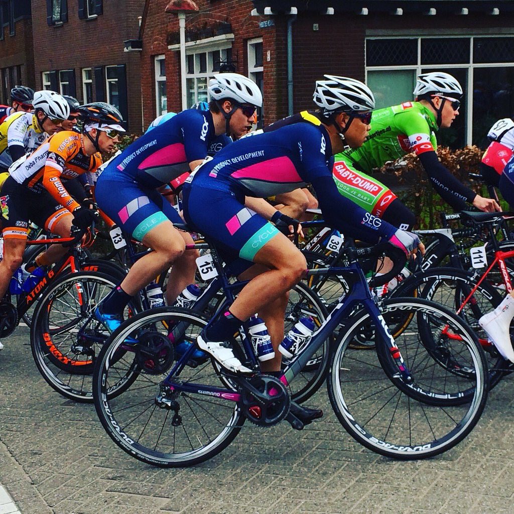 Hard&amp;hectic day <a href="/HoutseLinies/">Omloop Houtse Linies</a> w/ cobbles&amp;wind. Fabio wins bunchsprint (10th); <a href="/ZhiHui_Jiang/">ZhiHui Jiang</a> got 30th. 📸<a href="/Sportsfeer/">Ronald Krijnen</a>