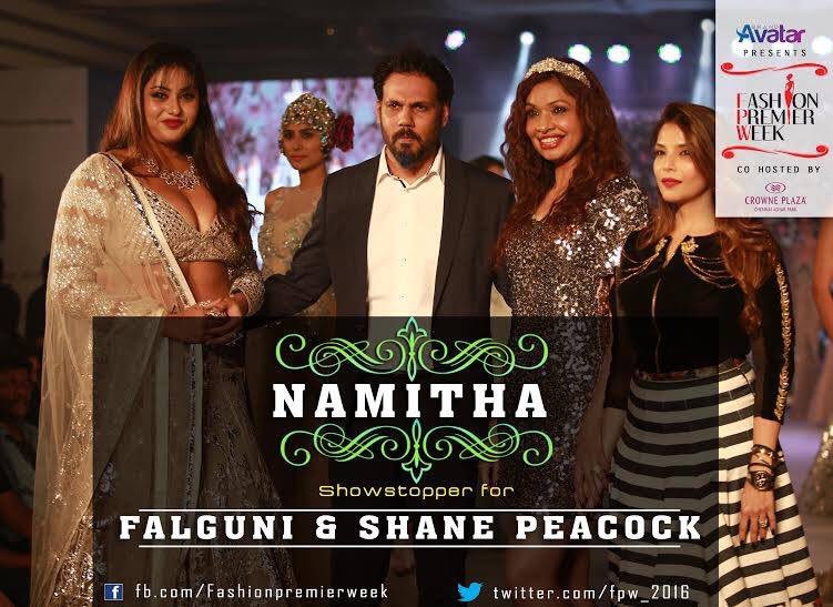 FPW_2016's tweet photo. Brilliant Finale act by @falgunipeacock

@inamitha showstopper

@FPW_2016 
@BrandAvatar 
#CrownePlaza
@THE_SM_DOODE https://t.co/i7xH3N2tjc