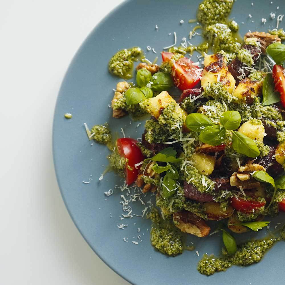 LilliundLuke's tweet photo. Superfood: Walnuss-Rucola Pesto mit Gnocchis https://t.co/WBwKniWUDj … #rezept #kochen #food #SuperFoodYeah https://t.co/PE9KuKf62U