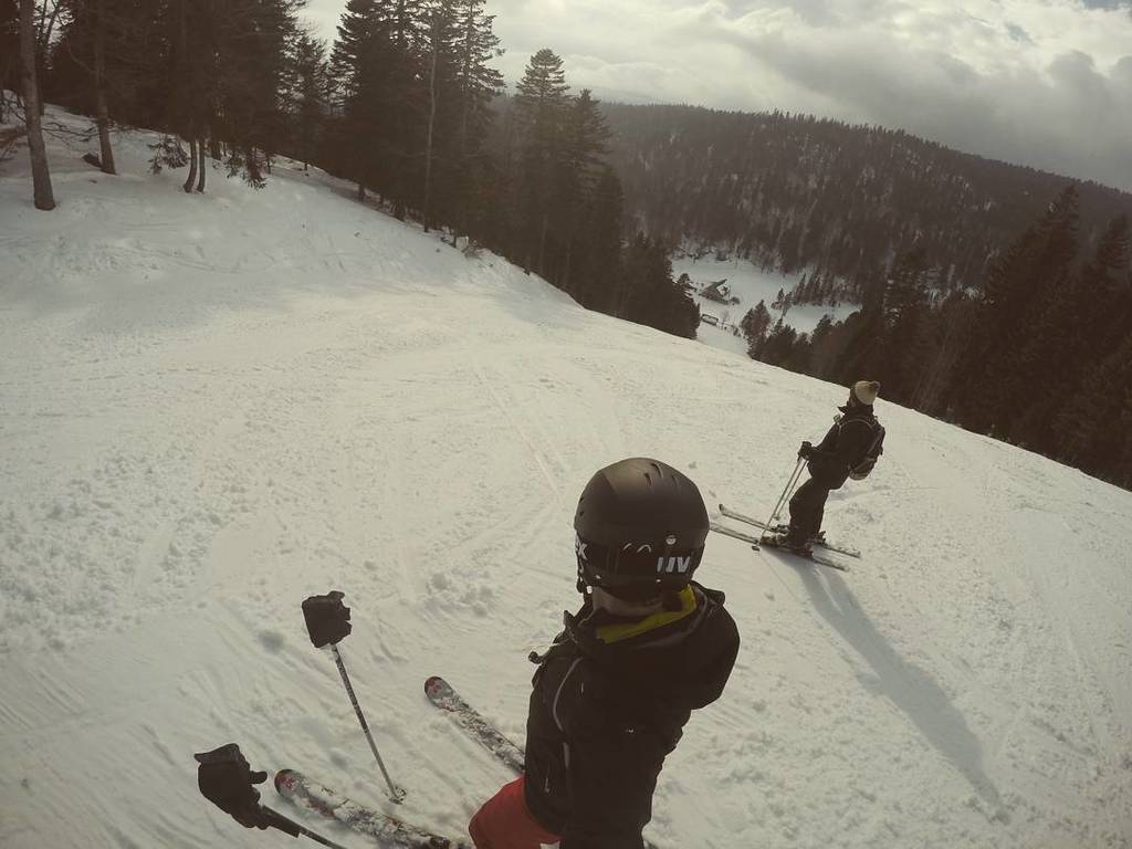 festivalhoppers's tweet photo. #ski #goprooftheday #gopro #friends #weekend #instago #sensation #skislope #black #beahero4 #goproski #day2 by ric_… https://t.co/U2TY1sXNKP