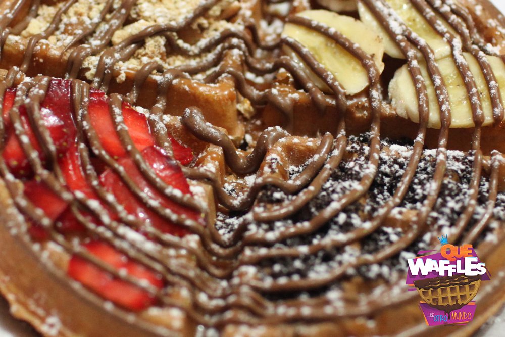 QWafflesOficial's tweet photo. #DiaDeLaFelicidad Domingo de darle al cuerpo lo que nos pida... #QueWaffles #Sabores #Postre #Waffles #Servicio https://t.co/tFgcnY6Nnb