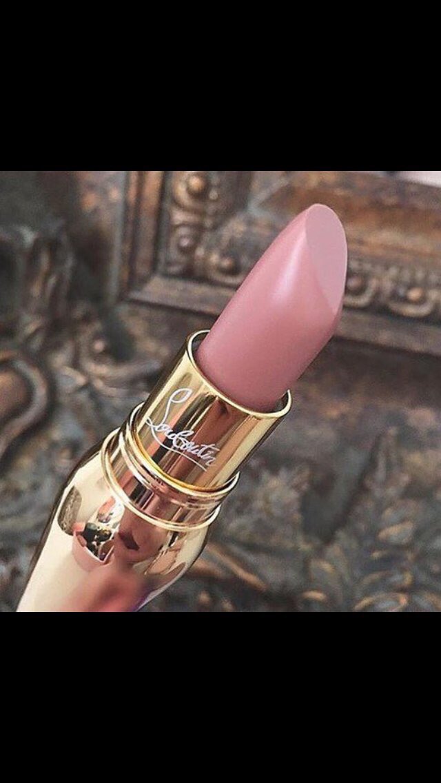 BestMakeupTuts's tweet photo. Love this color ❤️❤️❤️ https://t.co/wMf2vxsgMx