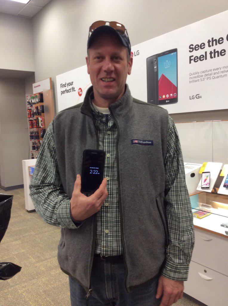 PGHMills2's tweet photo. Leaving #verizon for the winning #sprint team. @SprintMWLS https://t.co/N2qFeN2RFA