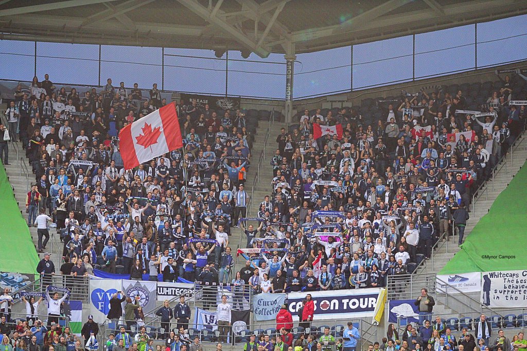 Southsiders's tweet photo. Thanks to @profecampos for this great #CapsOnTour picture. #VWFC https://t.co/ZqRxLqfxzx