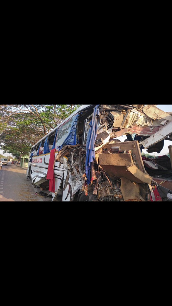 chander_funky's tweet photo. @RGVzoomin sir pls rt n help doctors to get justice n govt pls help us  #omctragedy #supporttheirfamilies https://t.co/qGQRIlLRNL