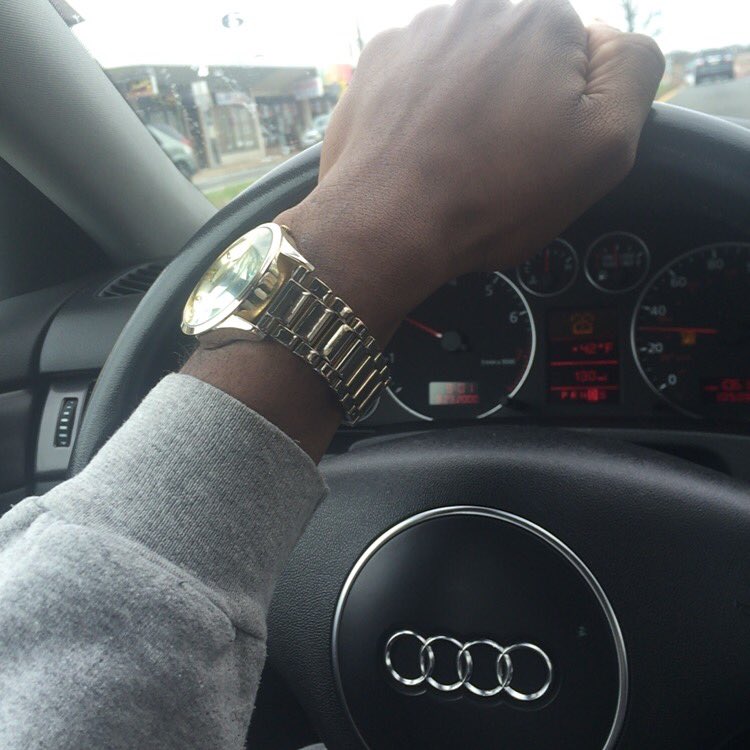 137pounds's tweet photo. New Car Alert #Alimpics https://t.co/NkUx7mjB4W