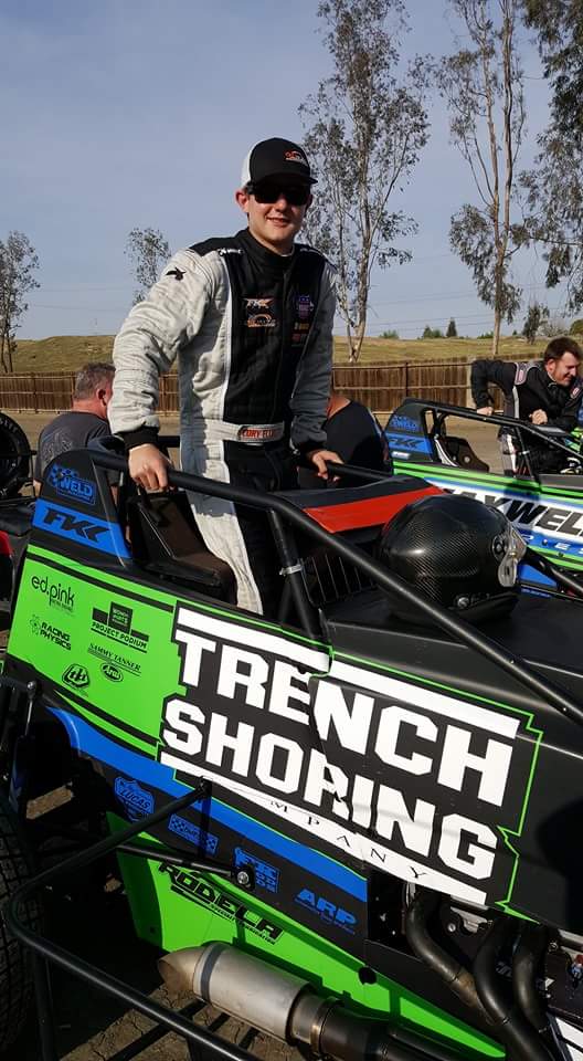 USACwc360's tweet photo. Cory Elliott made his USAC West Coast debut in Steve Watt's #81x Maxim at Bakersfield. https://t.co/KIwxvLmuDW