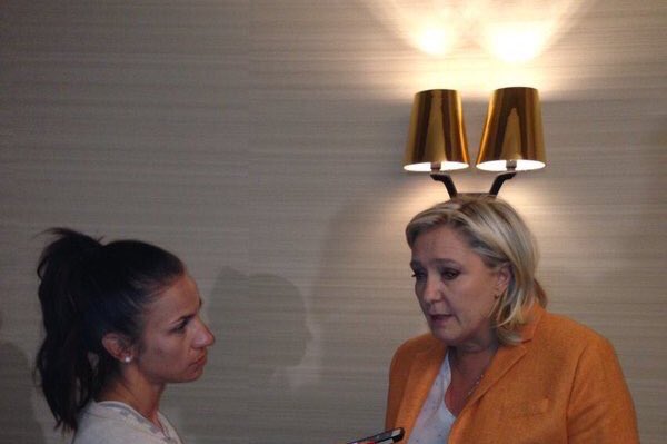 _RezuS_'s tweet image. Quand t'as deux idées de merde qui arrivent en même temps.