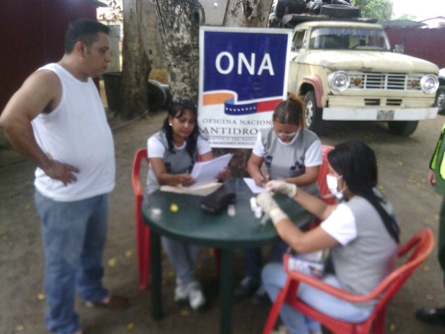 LaCriminologo's tweet photo. La @RedONABarinas presente en el operativo #SemanaSantaSegura2016 con @GNB_BARINAS. @willcox33 @GMAtodaVidaVZLA https://t.co/ZiSUD6OzX8