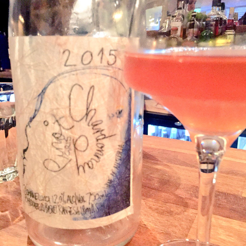 angus_macnab's tweet photo. Pump Up The Jam-Technotronic. With domaine Lucci Pinotgris/Chardonnay @cellar_SW4 #SundaySessionsSW4 tell @donalde https://t.co/drDivInjn0