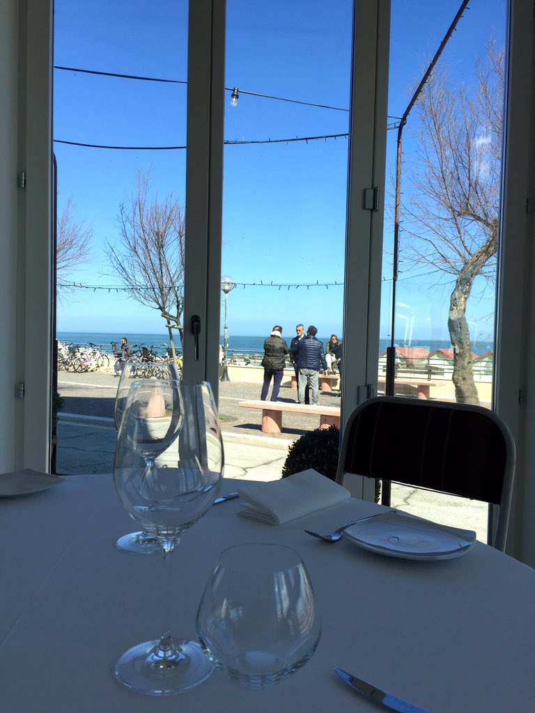 stefanociotti1's tweet photo. #Nostrano #Pesaro primavera https://t.co/BFGWpjPB23