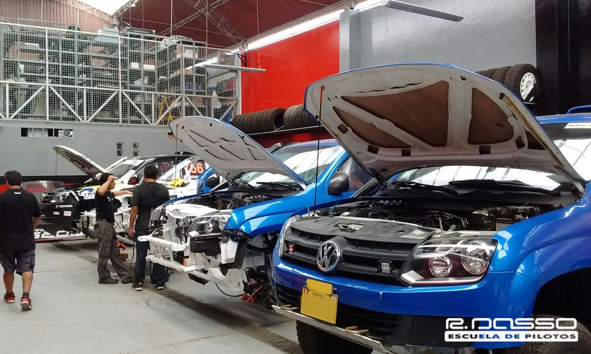 ricardo_dasso's tweet photo. En #BRTRacing preparándonos para los próx. Rallys 03/04 ACP/17/04 ACL. Aquí consiguen lo necesario para rally👍😉 https://t.co/lhz2cppMj7