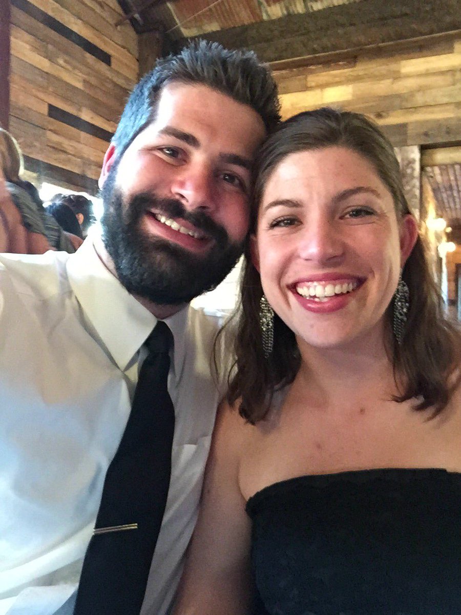 reneecrane's tweet photo. Bailey and Dwight's wedding weekend!  Congrats!!  #theakintheknees. https://t.co/IC5v4qeVfj