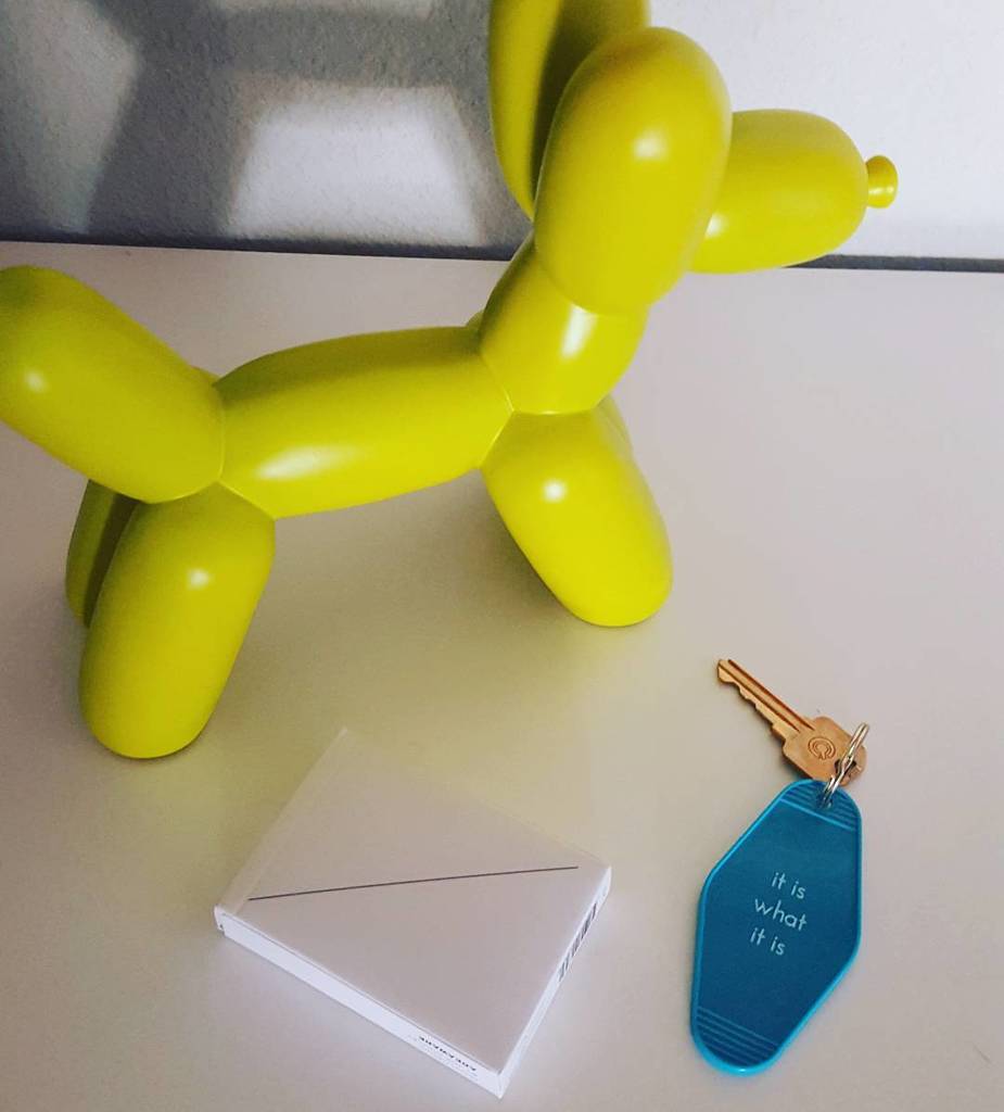 HotInThisTrailr's tweet photo. Because if you're gonna have a #minimalist #midcentury #airbnb studio, it is obvious you need the appropriate #keyr… https://t.co/RIhSNv7L7C