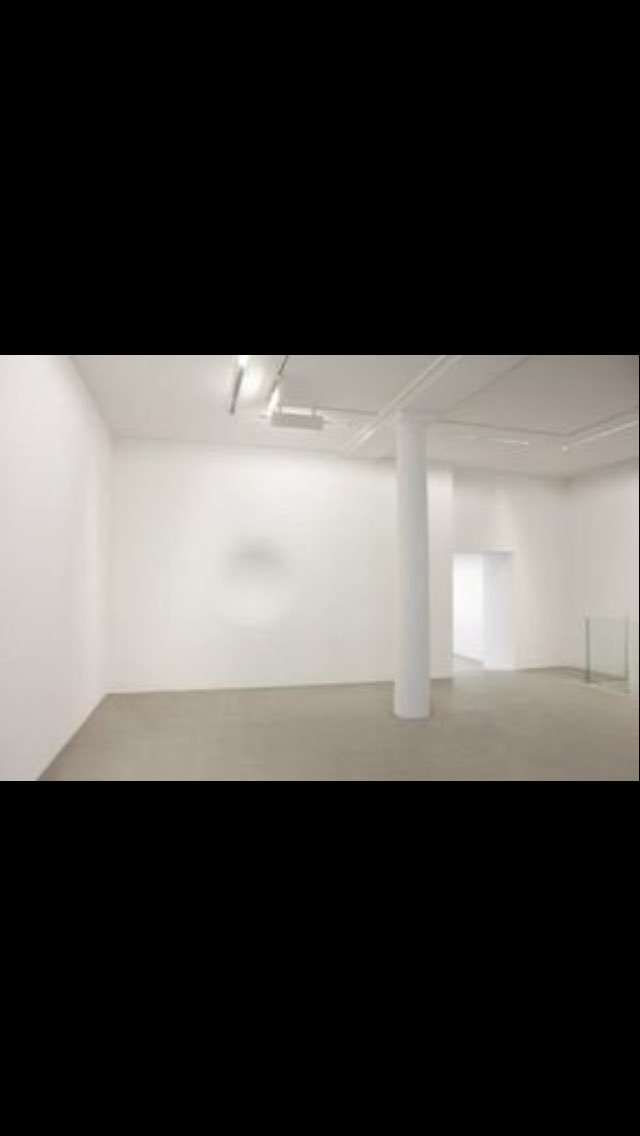 HumourAddict's tweet image. On écrit sur les murs les noms de ceux qu'on aime...