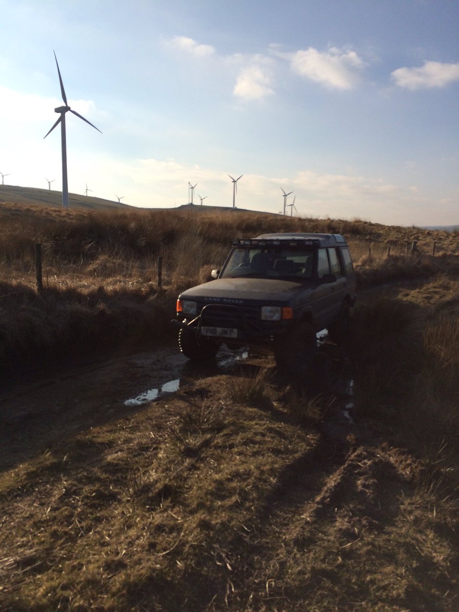 Greenlaner91's tweet photo. Another good day out in the #landrover 👍🏻 #greenlaning #byway #brynna #southwales #wales https://t.co/nYRJobmQfK