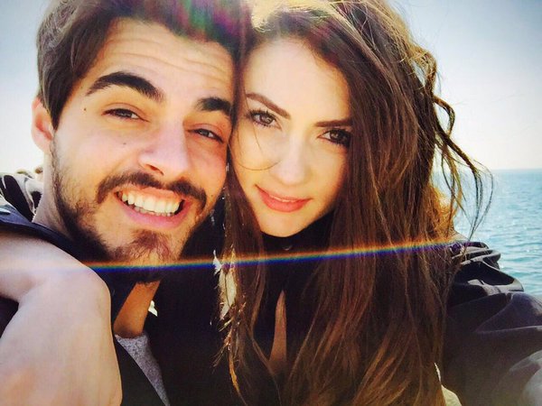 TvDunyasii's tweet photo. #GüneşinKızları  yayınlandığı her akşam sosyal medya'da en çok konuşulan dizi oldu.

https://t.co/rqfzysKrSc https://t.co/pogf4ppLUo