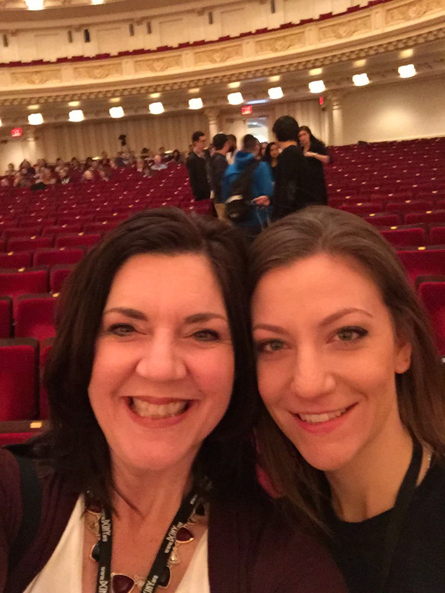 notes2lausi's tweet photo. Carnegie concert Total Vocal!! Inspired singers enjoying this amazing stage with the ever energetic @dekesharon. https://t.co/lcIffHlwLY