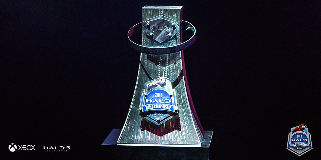 HCS's tweet photo. Not only will the #HaloWC 2016 champions win $1 Million, but they'll also take home some sweet hardware too! https://t.co/vwoBbFGlXq