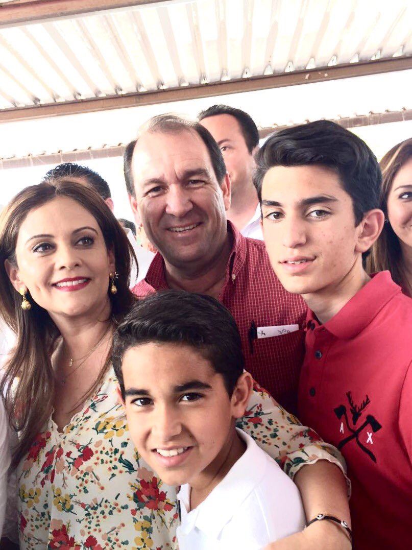 AlvaroRuelasE tweet picture