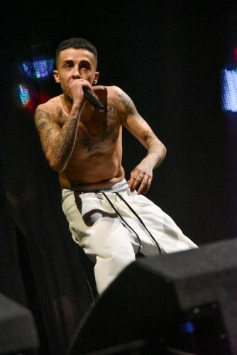 Caitx14's tweet photo. Miss this day so much๐ฉ๐ @TheDappy #hallamfmsummerlive https://t.co/dd8VLf9dSS