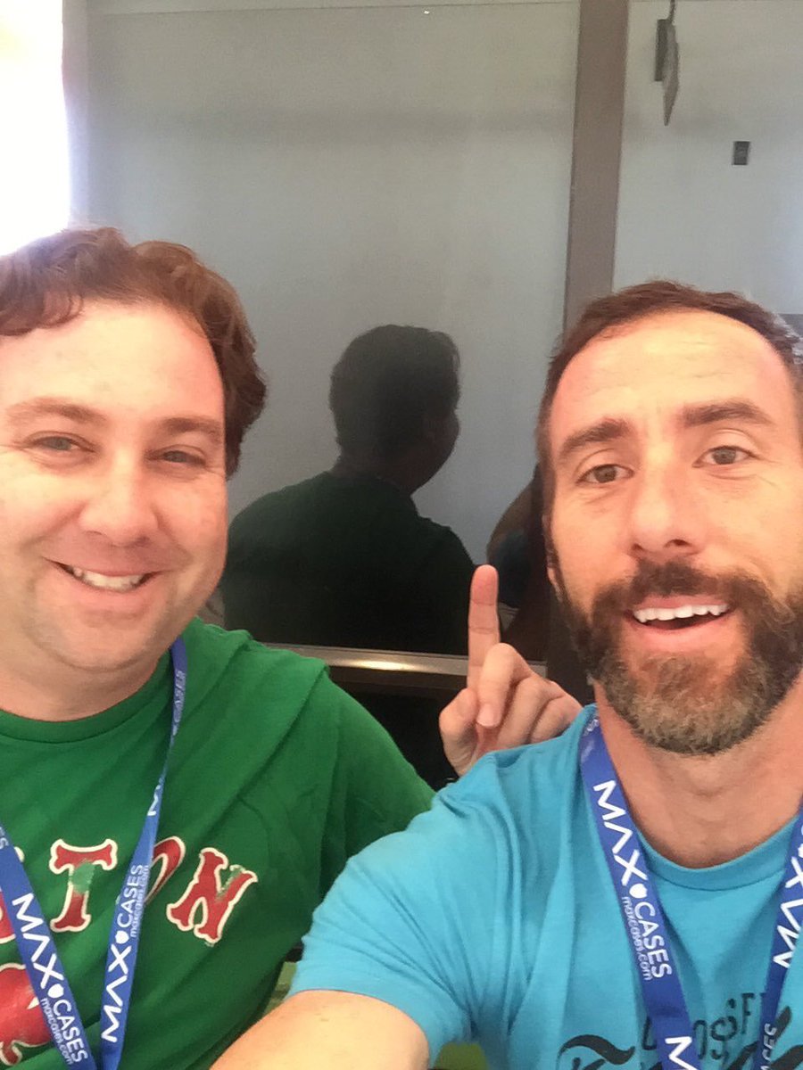 RomolandSD's tweet photo. Proud of our digital innovators that attended #CUE16. Love their willingness to think differently. #rsdedtech https://t.co/YOi612eFKP