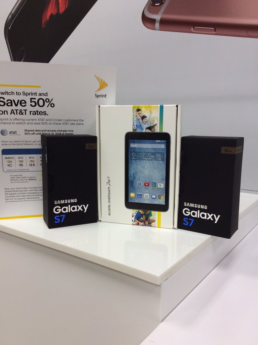 PGHMills2's tweet photo. @SprintMWLS  2 galaxy s7 and a free tabby stolen, yet again, from @ATT lol THANKS!!!! https://t.co/ZHuauC2uk2