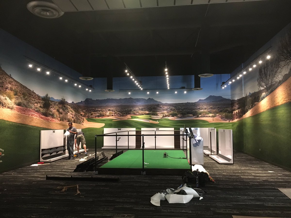 The largest wall mural I've done 1800sq/ft of Avery1005 #scottsdale #az #wrap #wallmural <a href="/ADGraphics_NA/">Avery Dennison GS NA</a> <a href="/ffellers/">FELLERS</a>