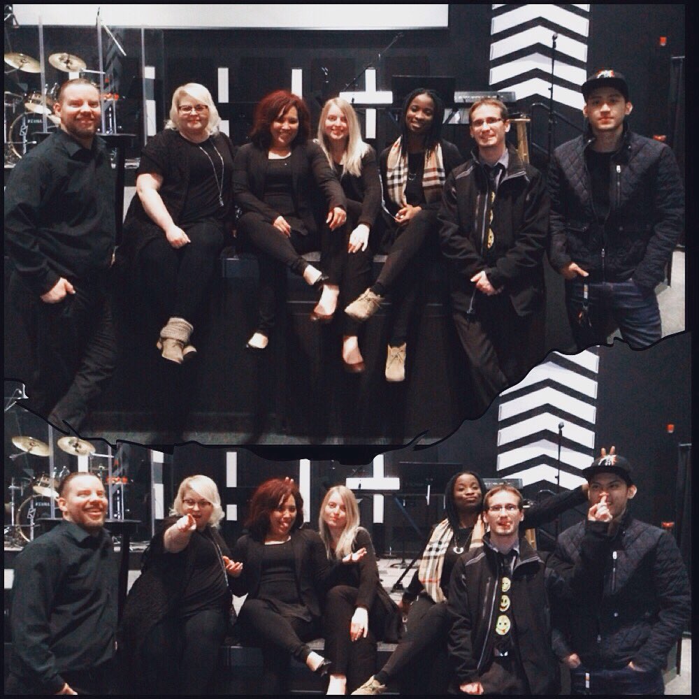 LeinaMusic's tweet photo. Thankful for my music fam! 🙌🏾🎤🙏🏽 #roadtrip #calgary #family #jesussquad https://t.co/TKLy147N3u