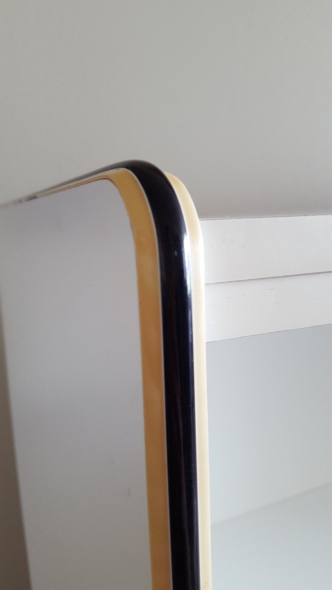AltheaOram's tweet photo. That edging though... #sooutdated https://t.co/Cc9ao8RJj3