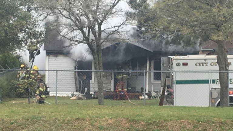 nmartin33's tweet image. Deepest condolences to brothers at Conway Fire on the tragic LODD of a member today. We are here for you. 🇺🇸 #fb