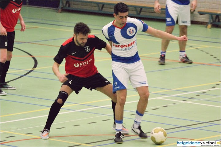 VoetbalGelderland.nl (@geldersvoetbal) on Twitter photo Zaal: SC Olympic is dichtbij de titel na krappe zege (Foto/Video) hetgeldersevoetbal.nl/zaal-sc-olympi… <a href="/SC_Olympic/">Sportclub Olympic</a> <a href="/iFCDonaci/">iFC Donaci</a> Zaal: SC Olympic is dichtbij de titel na krappe zege (Foto/Video) hetgeldersevoetbal.nl/zaal-sc-olympi… <a href="/SC_Olympic/">Sportclub Olympic</a> <a href="/iFCDonaci/">iFC Donaci</a>