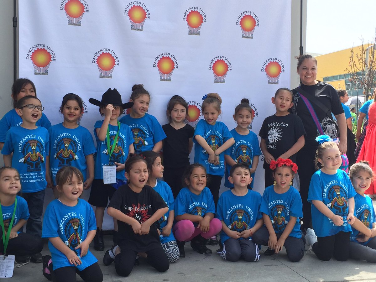 ms_Julissa's tweet photo. @Duf_folklorico DUF 2016 was fun!!!! https://t.co/uVCOJ1XA1d