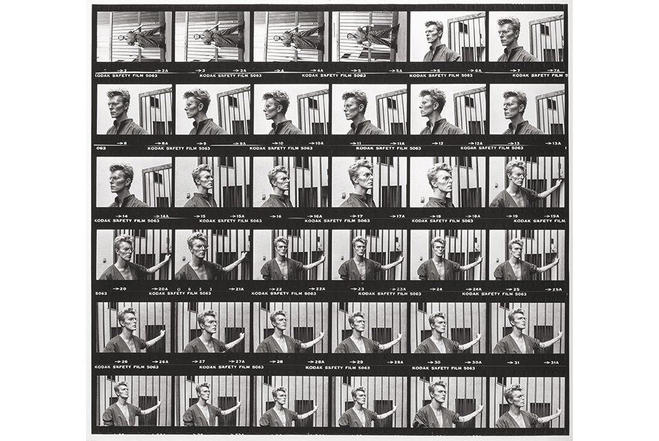 David Bowie 1983 Vogue shoot by Helmut Newton contact sheet to auction for estimated $20-30K ow.ly/ZJd1z