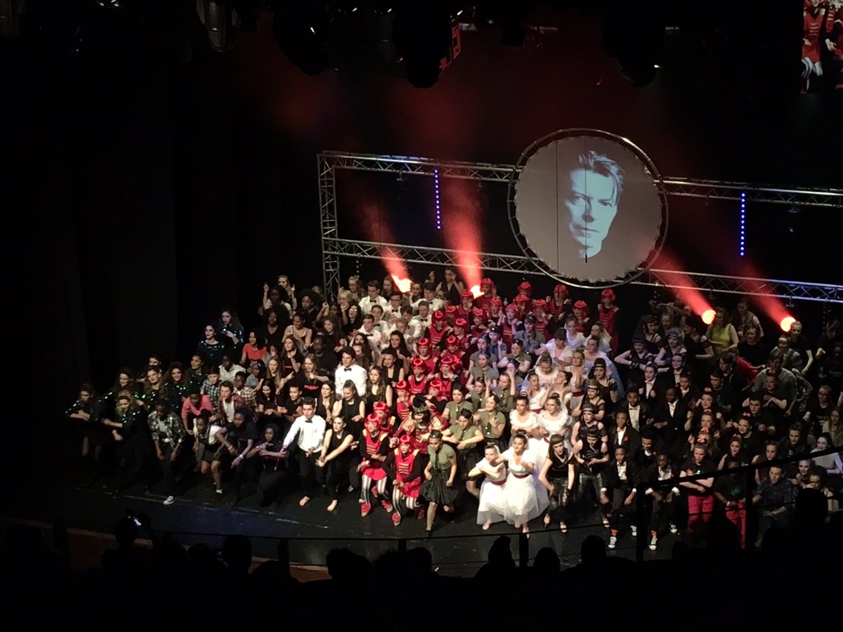 Chobham_Science's tweet photo. Well done @chobhamthearts @chobhamacademy 3rd place in the national competition #GleeClubChallenge https://t.co/WWeieq52gk