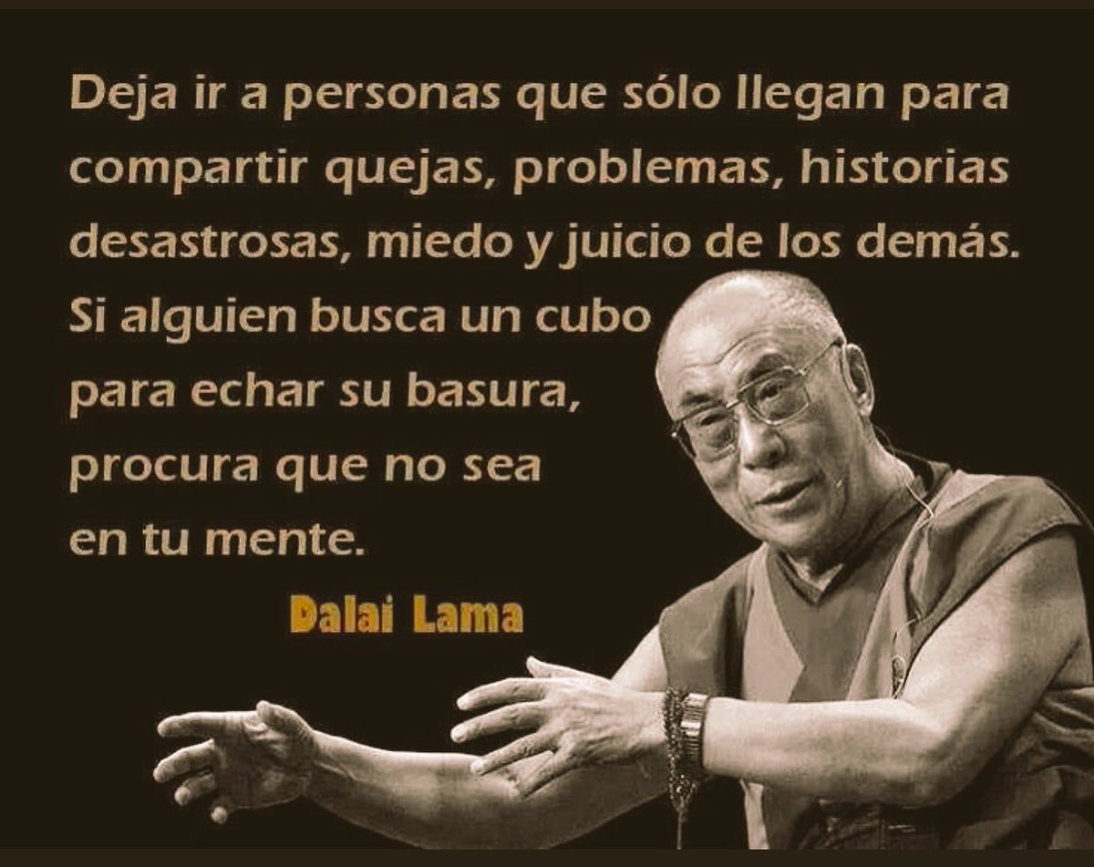 DinoskaDinoska's tweet photo. Pero sobre todo a gente asfixiante, que no entiende que en tu vida también hay situaciones aunque no las digas https://t.co/p6dU1a9FIM