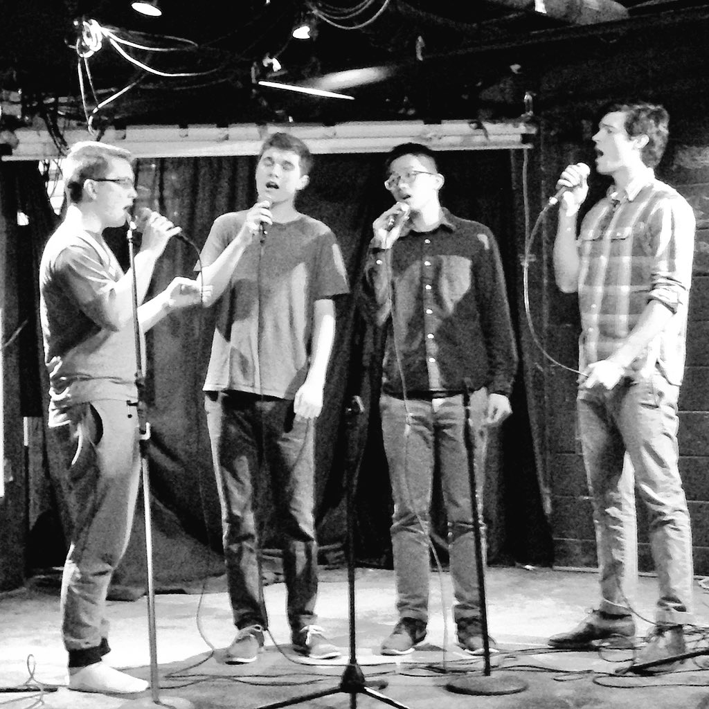 Humtones's tweet photo. We've just finished prepping for our quartet mid semester show which will be @ 10pm in Lunt basement Thu 3/24. 🎶🎼💯 https://t.co/PeiNCML860