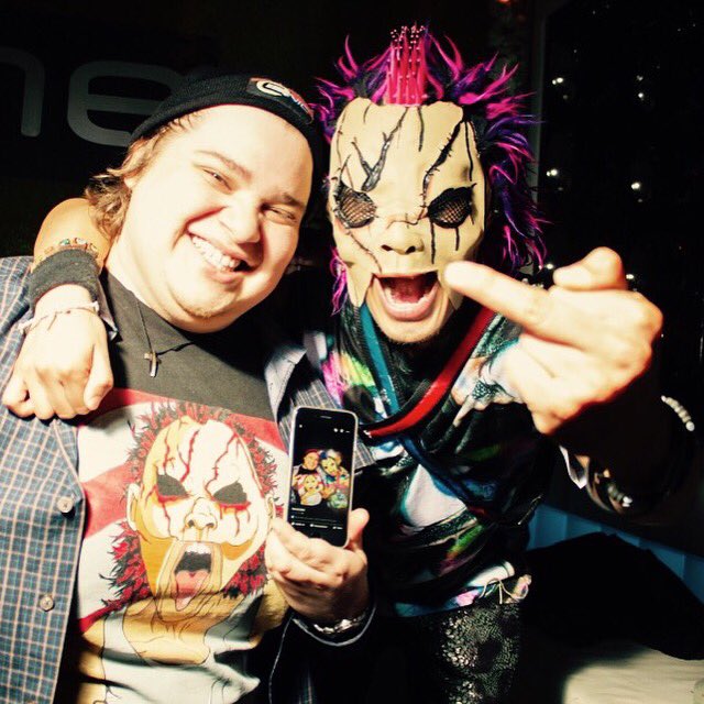 Another cool pic! 😁✌🏻️ <a href="/DJ_BL3ND/">DJ BL3ND</a> #BL3NDER4Life