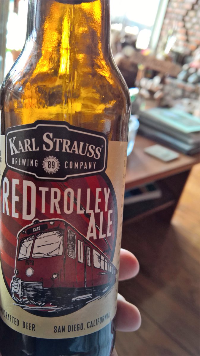 jennion001's tweet photo. I'm in #California . Drinking and kinda likein this @KarlStraussBeer #redtrolleyale #goodbeer @SanDiegoVisits https://t.co/xaqivywaKV