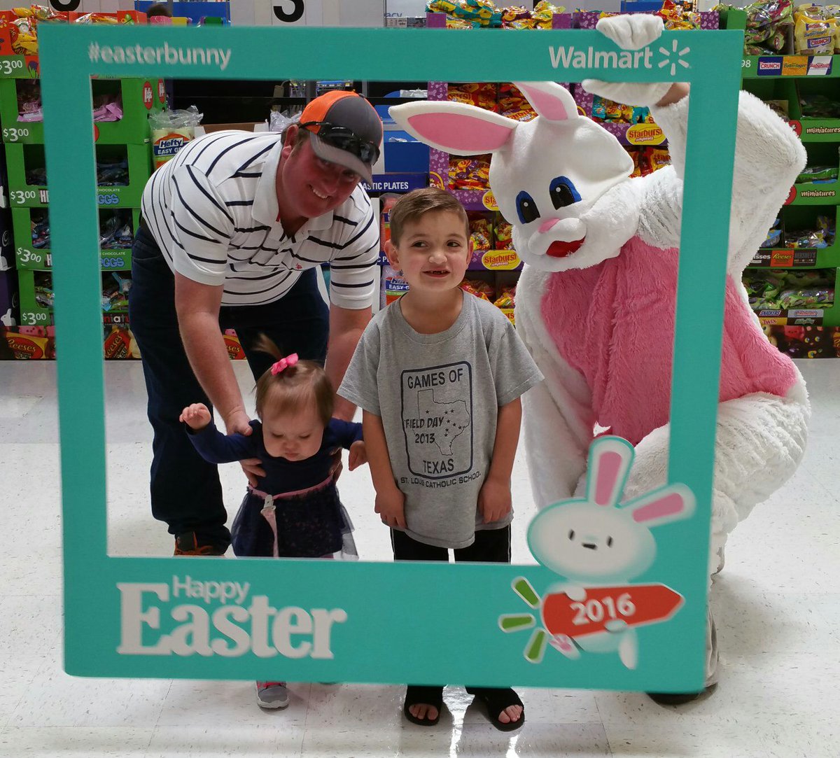 heathersmith584's tweet photo. Look who we found at Walmart, but Seely was not feeling it #easterbunny https://t.co/gXZTmhwKok